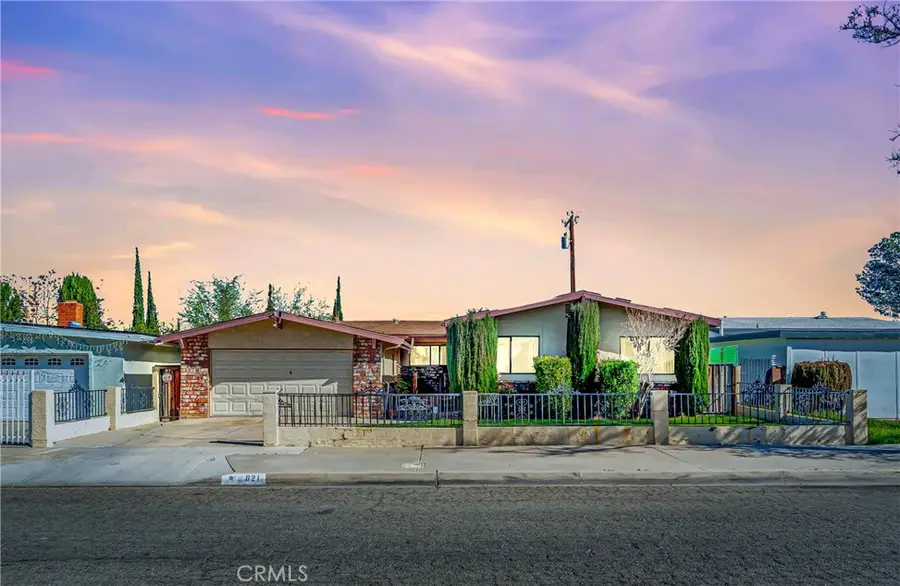 821 W Holguin Street, Lancaster, CA 93534 - Image #2