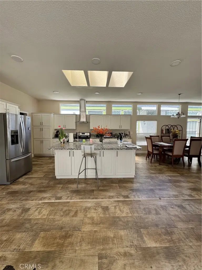 27 Essex Drive, Northridge, CA 91324 - #2