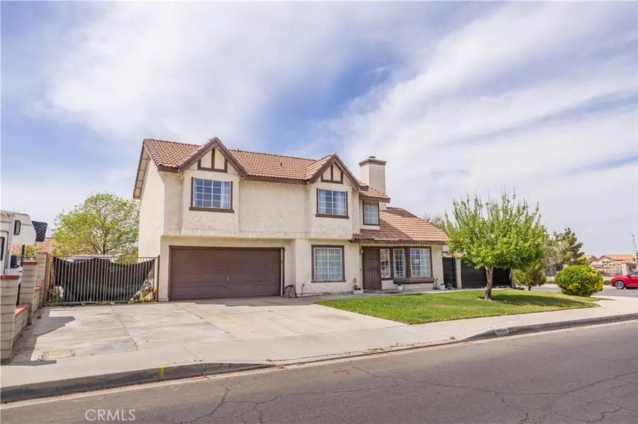 37543 Monarch Street, Palmdale, CA 93552 - Image #2