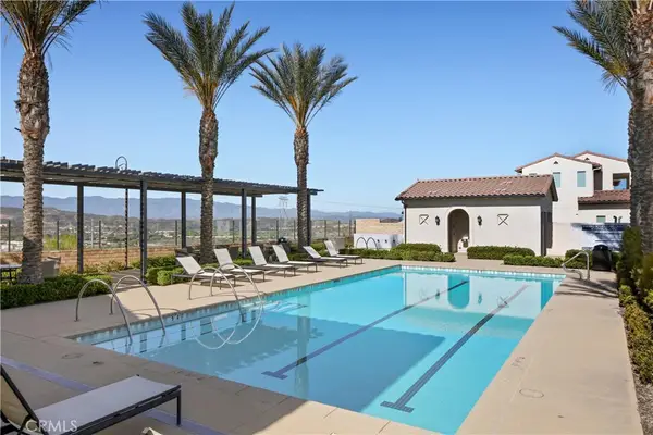 20535 Martingale Place, Saugus, CA 91350