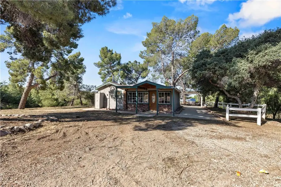 32651 Teller Avenue, Agua Dulce, CA 91390 - #2