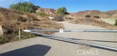 26 Chivo, Simi Valley, CA 93063 - #2