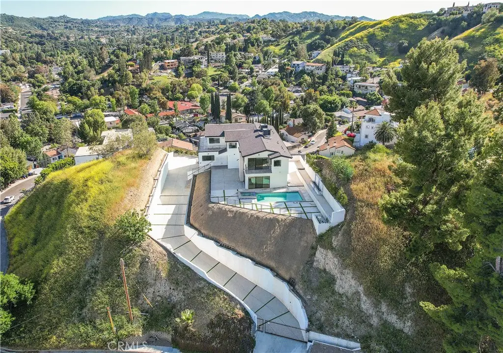 5099 Llano Drive, Woodland Hills, CA 91364 - Image #1