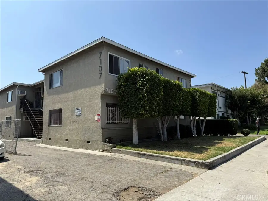 7107 Coldwater Canyon Avenue, North Hollywood, CA 91605 - Image #2