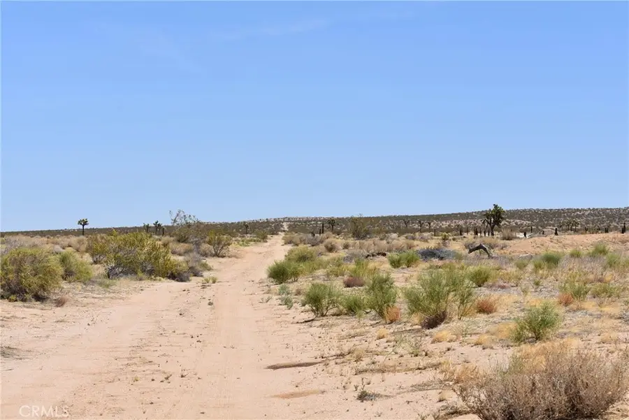 15500 Ave F8 E, Lancaster, CA 93535 - Image #2