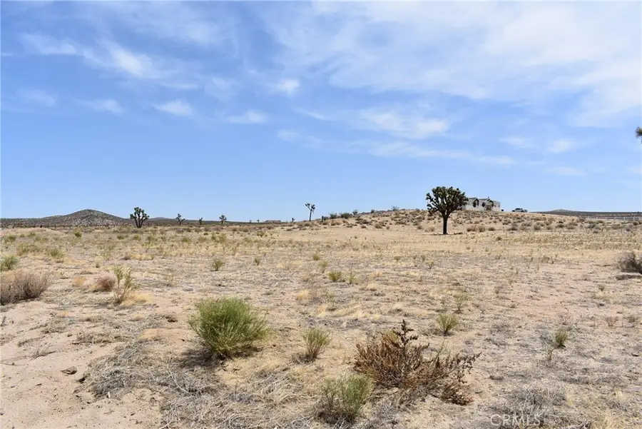 15500 Ave F8 E, Lancaster, CA 93535 - Image #3