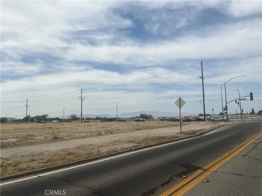 0 E S/w Corner W Ave J & 32nd St W, Lancaster, CA 93535 - #3