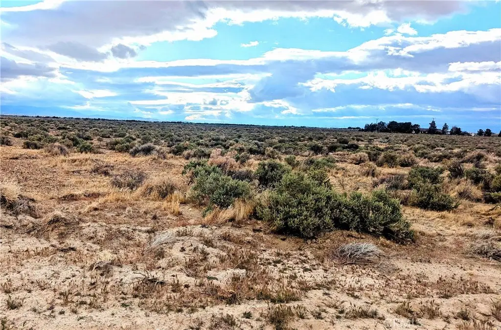 60 W Avenue E-10, Lancaster, CA 93536 - Image #1