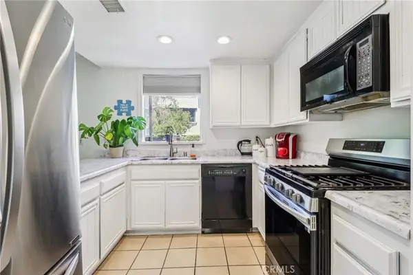 550 15th St. #302, San Diego, CA 92101