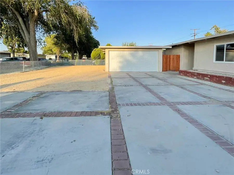 1408 W Avenue H15, Lancaster, CA 93534 - #2