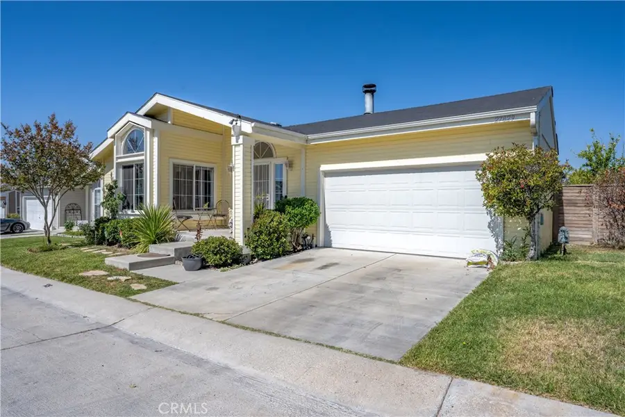 27829 Sunrise Lane, Canyon Country, CA 91351 - Image #2