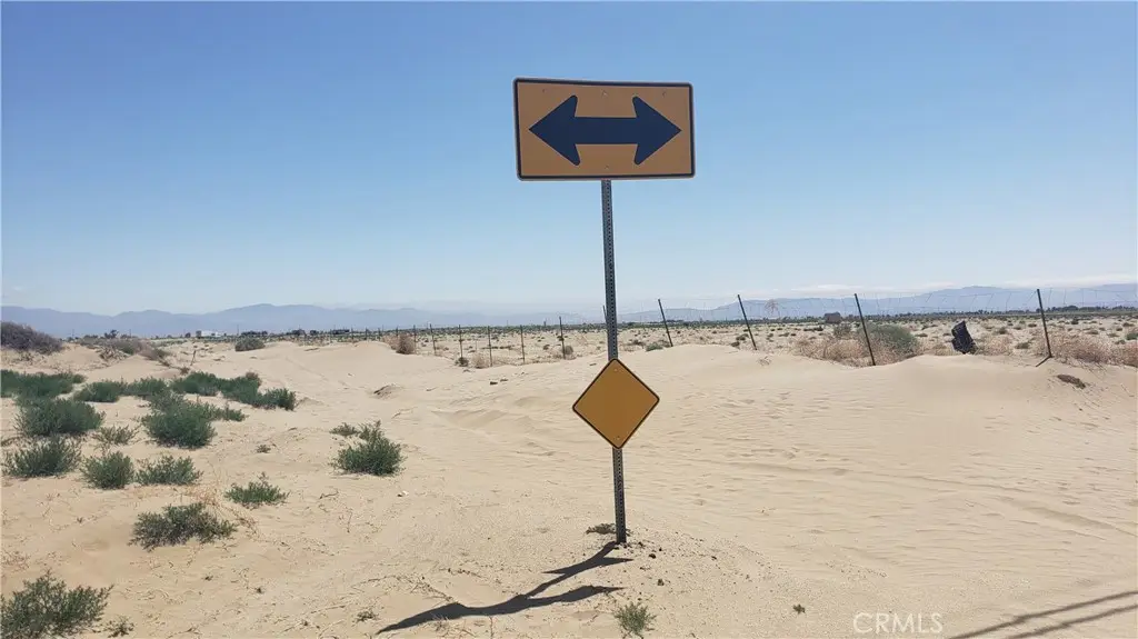 80 E Ave I, Lancaster, CA 93535 - Image #1