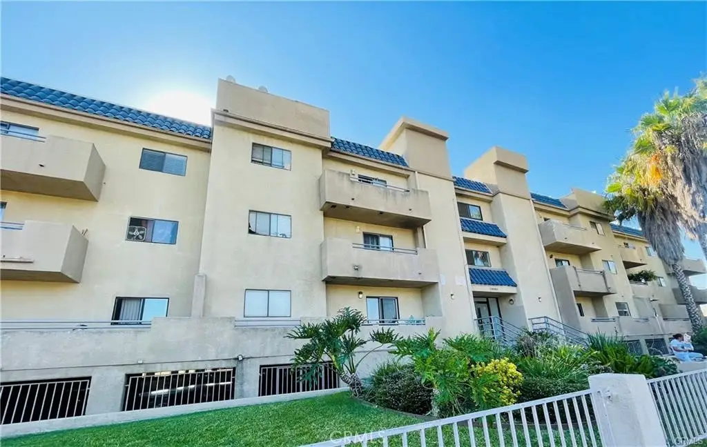 10901 Laurel Cny Blvd #209, San Fernando, CA 91340 - #1