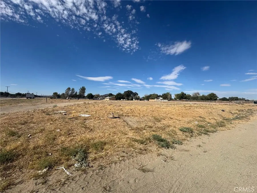 170 Valeport Avenue, Lake Los Angeles, CA 93535 - Image #3