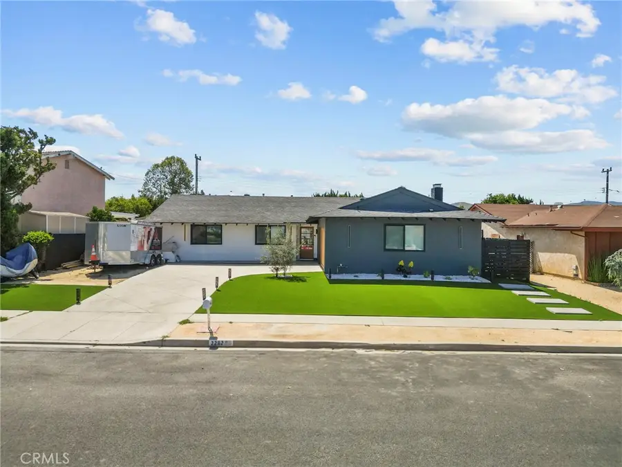2282 Brentwood Street, Simi Valley, CA 93063 - Image #2