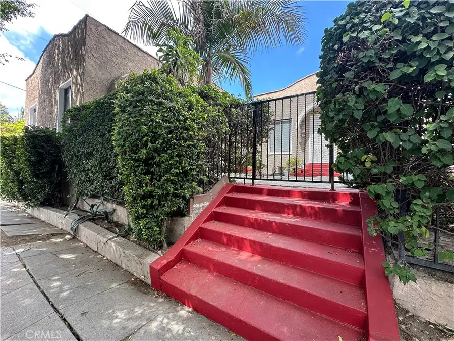 901 N El Centro Avenue, Hollywood, CA 90038 - #2