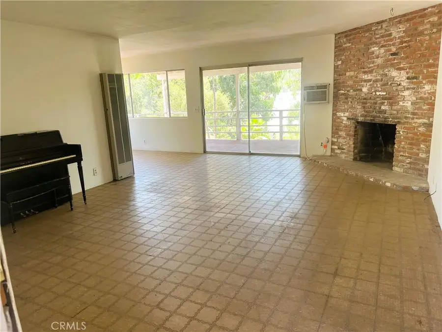 3975 Black Bird Way, Calabasas, CA 91302 - Image #2