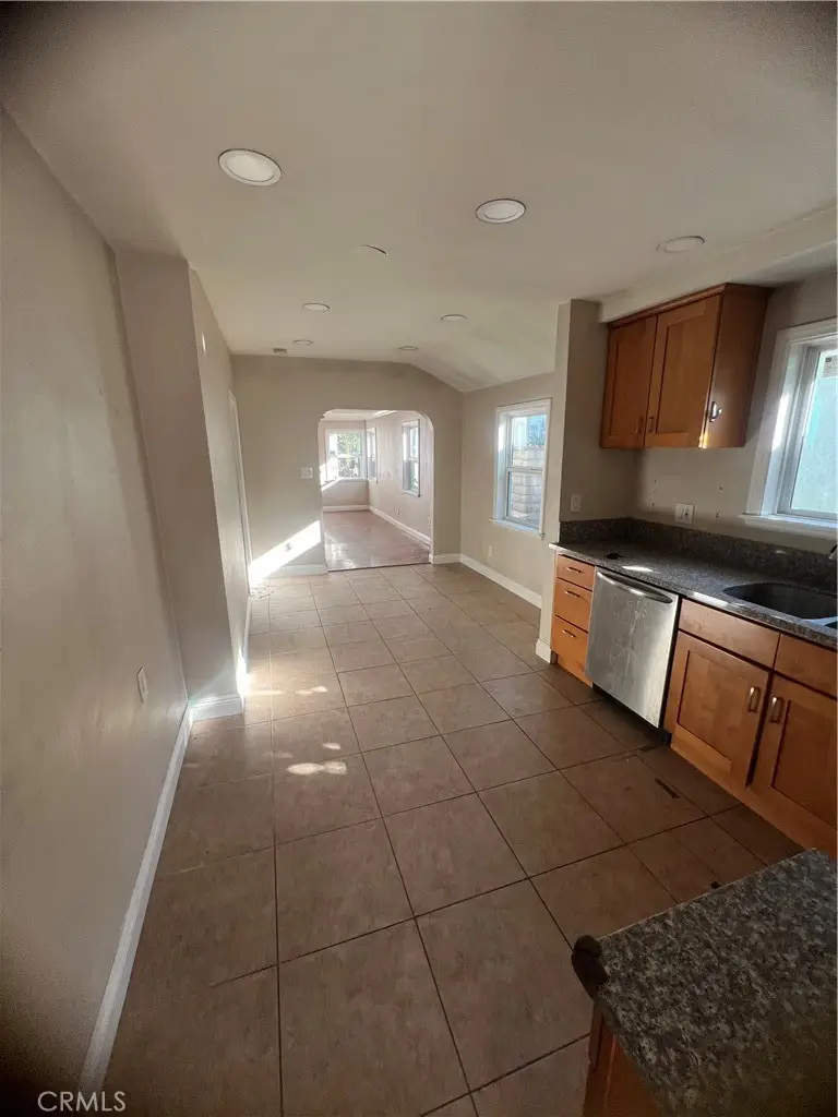 9307 San Miguel Avenue, South Gate, CA 90280 - Image #3