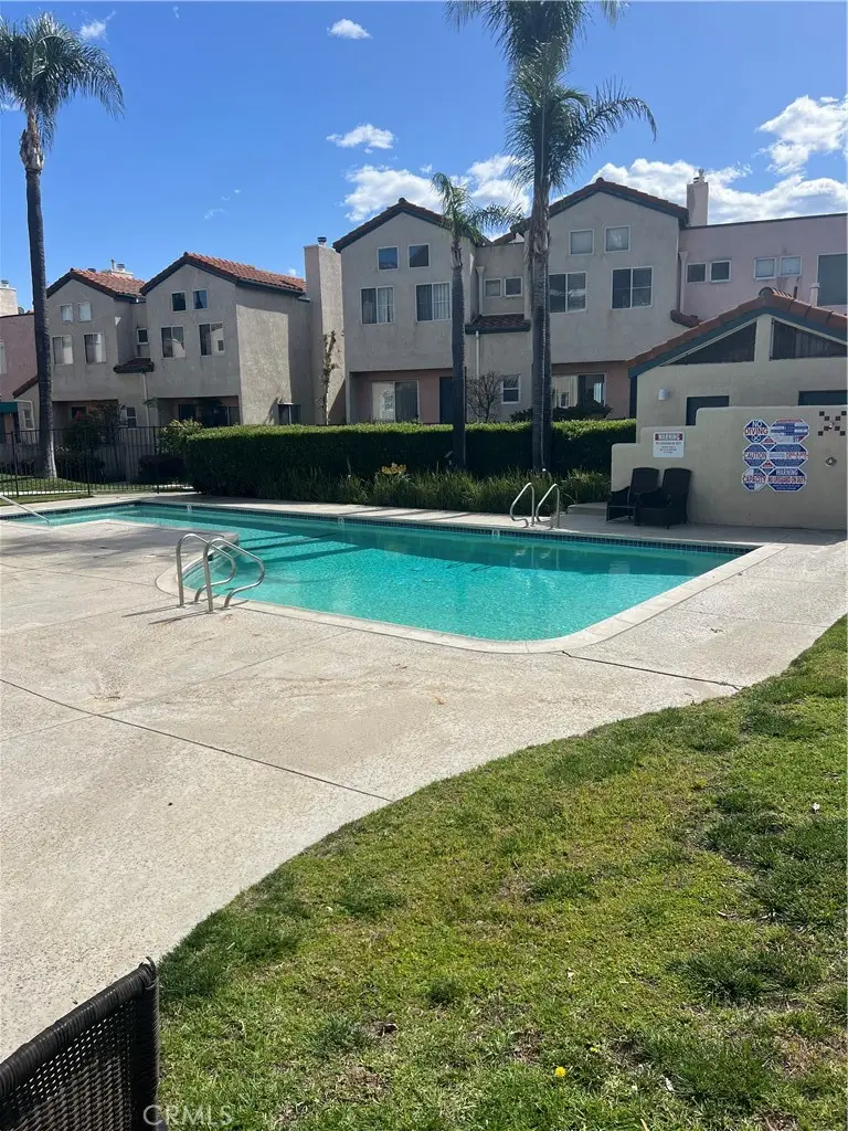 13901 Olive View Lane #25, Sylmar, CA 91342 - Image #2