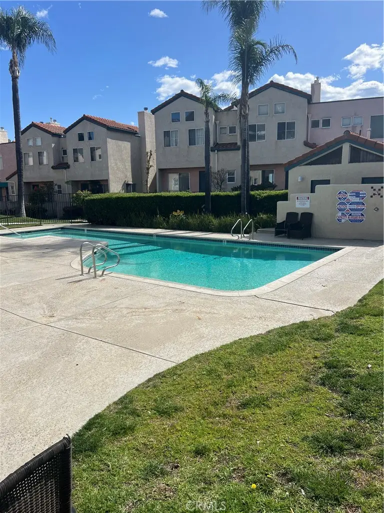 13901 Olive View Lane #25, Sylmar, CA 91342 - Image #3