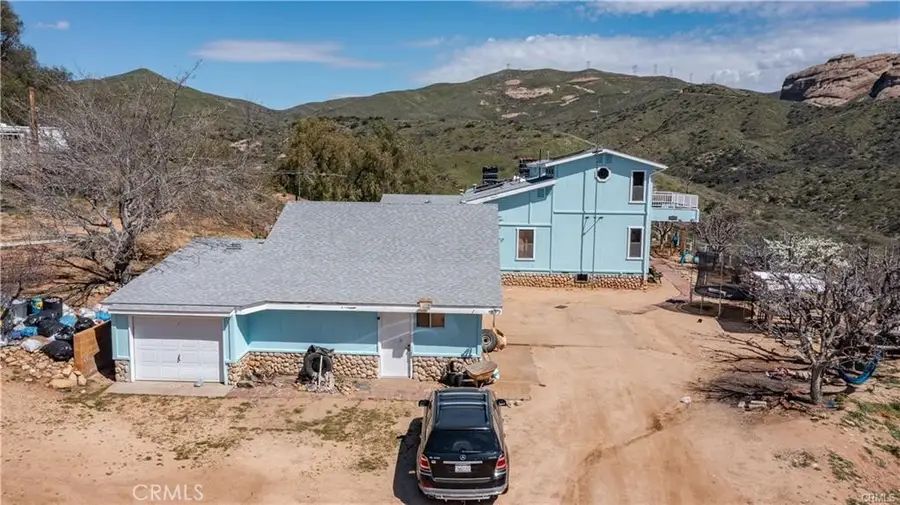 30090 Briggs Road, Agua Dulce, CA 91390 - Image #2