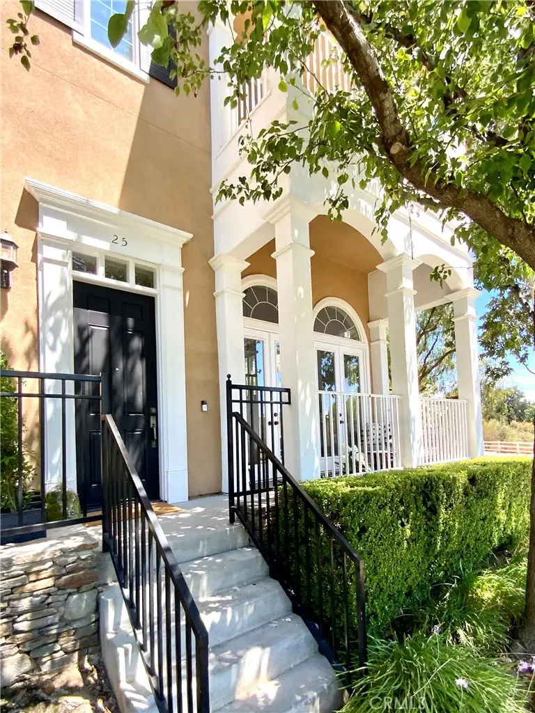 24024 Bridgeport Lane #25, Valencia, CA 91355 - Image #1