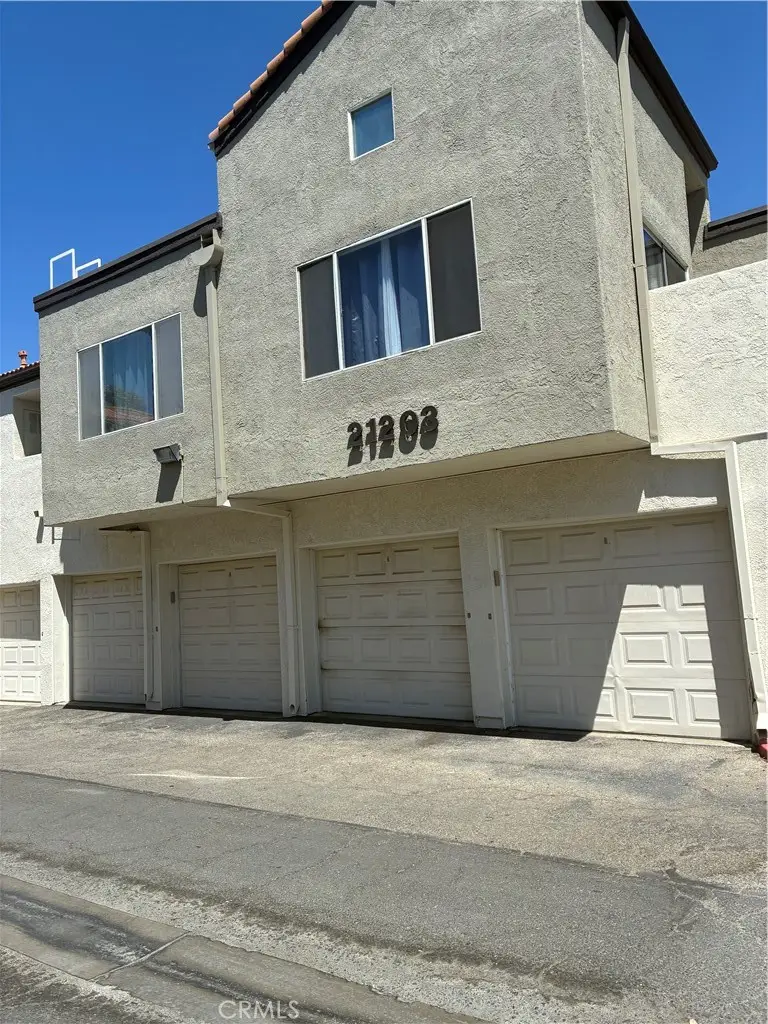 21203 Trumpet Drive #103, Newhall, CA 91321 - #3