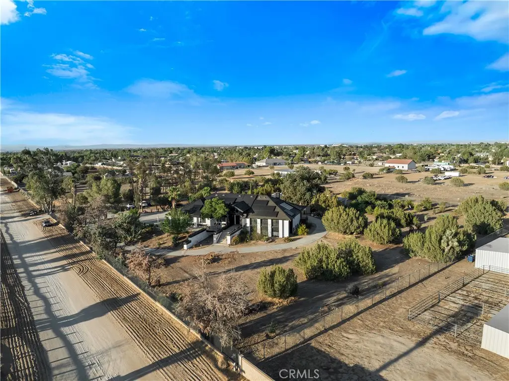 40646 27th Street W, Palmdale, CA 93551 - Image #1