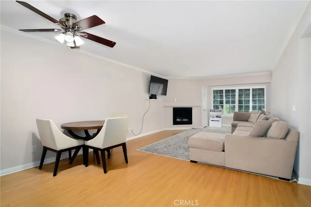 5530 Owensmouth Avenue #123, Woodland Hills, CA 91367 - #1