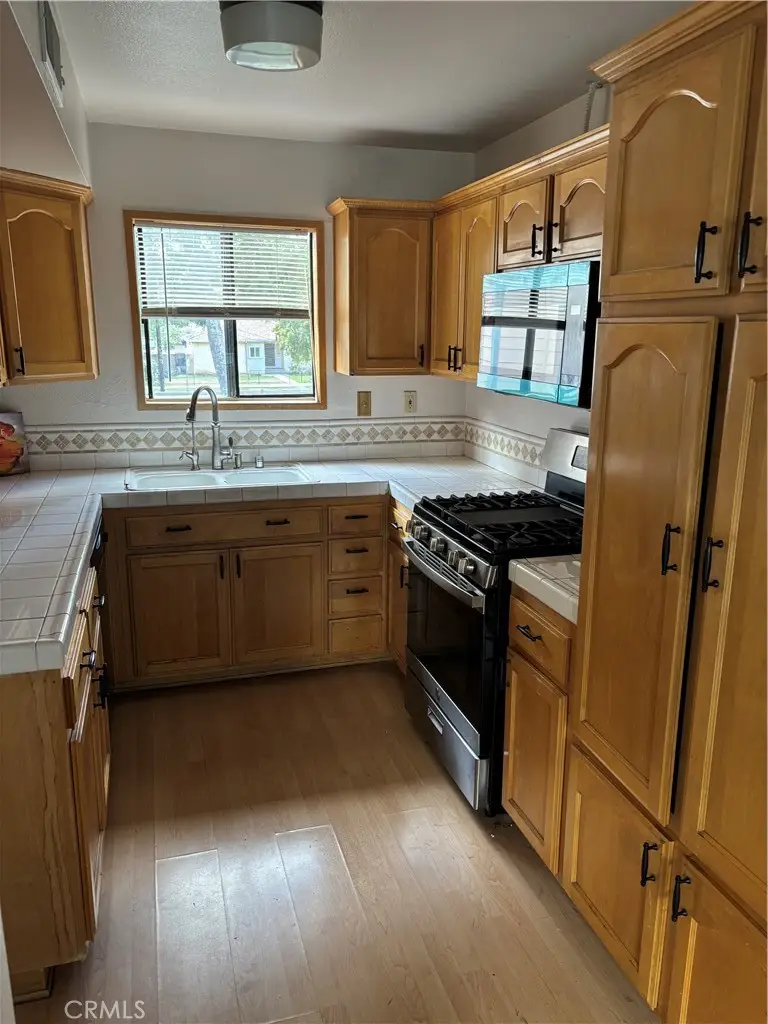 10720 Woodley Avenue #3, Granada Hills, CA 91344 - Image #3