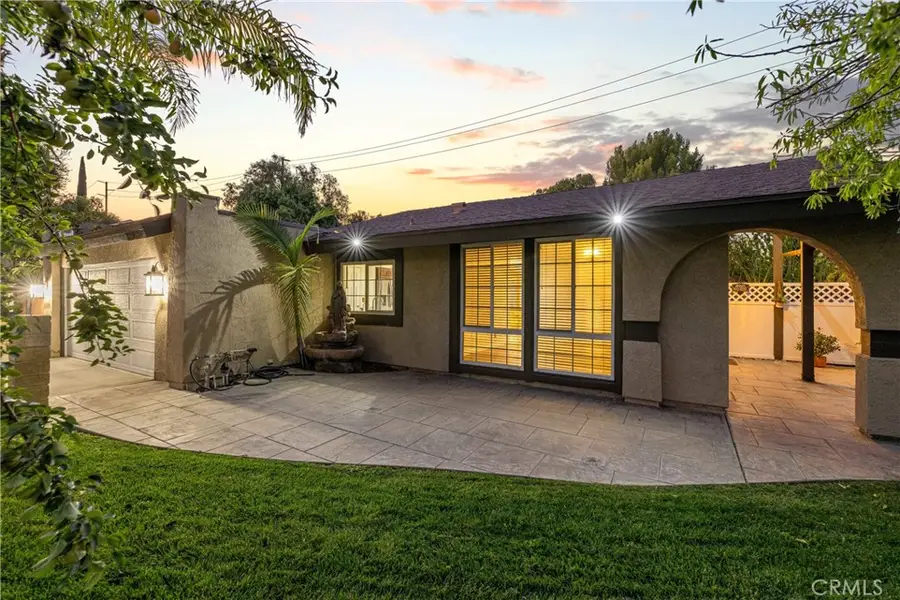 22903 Vista Delgado Drive, Valencia, CA 91354 - Image #2