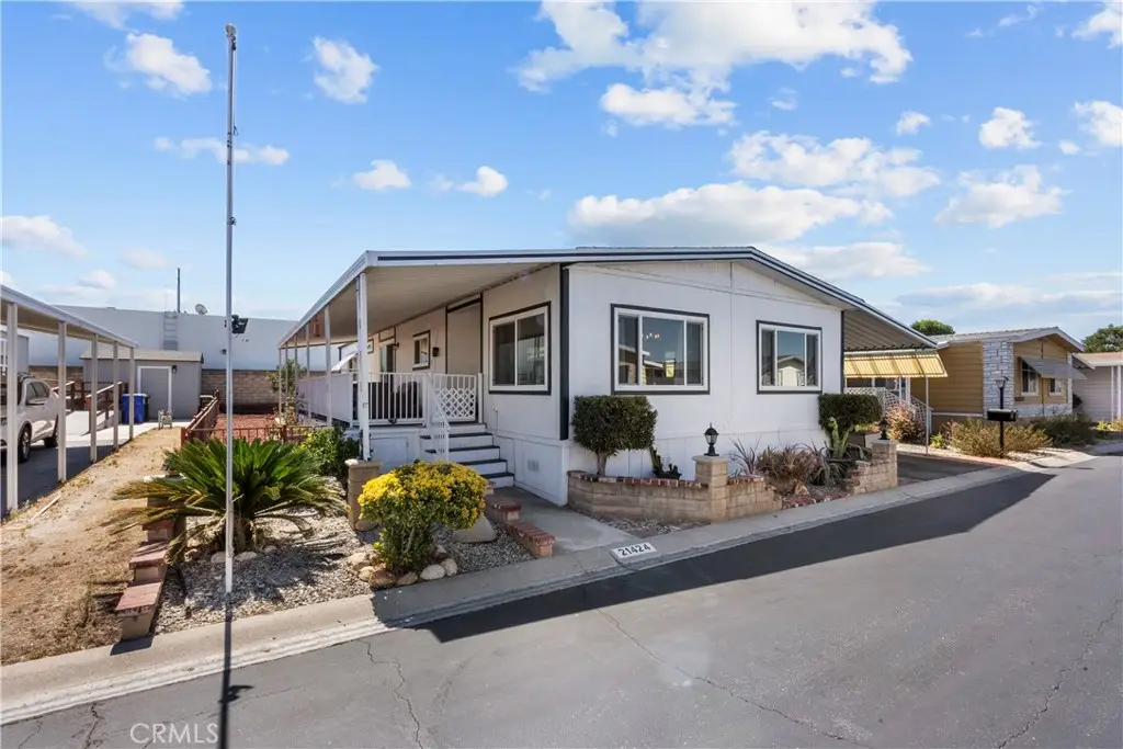 21424 Bramble, Saugus, CA 91350 - Image #1