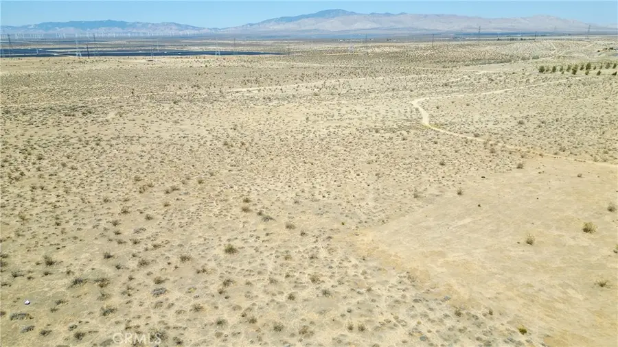 0 Ptn Of Se1/4 Sec18 T9 R13 Excl Of Mr, Rosamond, CA 93560 - #2