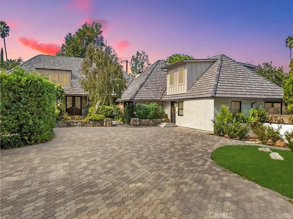 5200 Collier Place, Woodland Hills, CA 91364 - Image #1