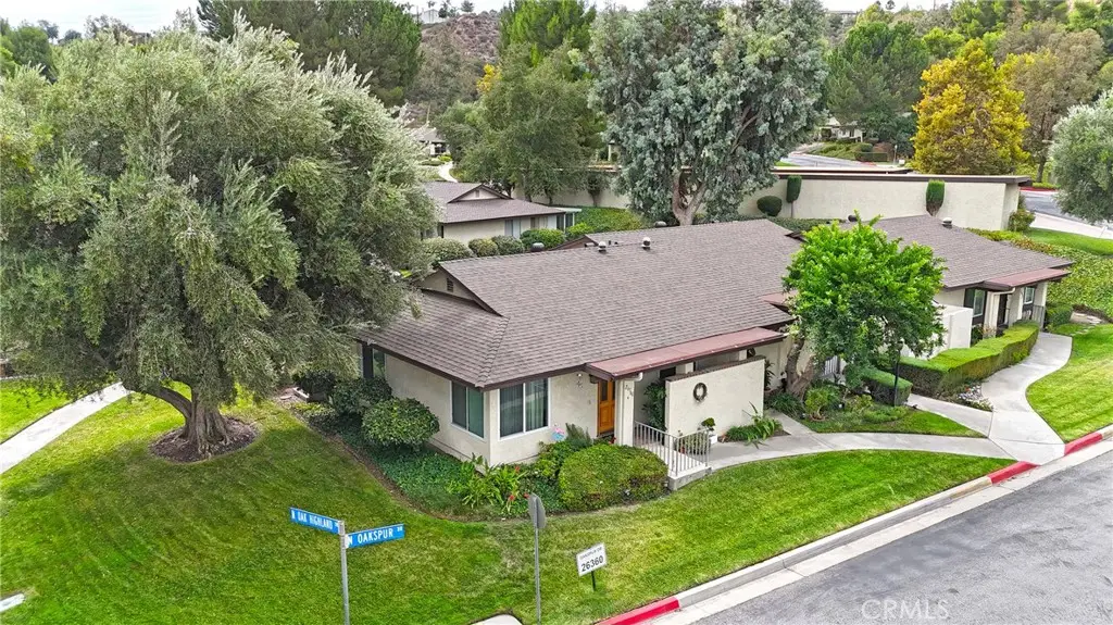26360 Oakspur Dr #A, Newhall, CA 91321 - #1