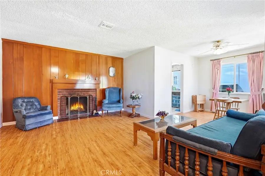 17222 Kingsbury Street, Granada Hills, CA 91344 - Image #3