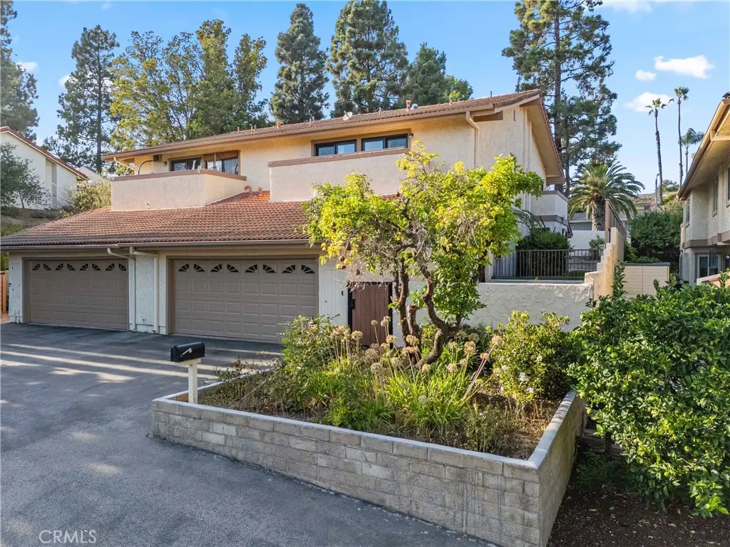 73 Paseo Esplendido, Camarillo, CA 93010 - Image #1