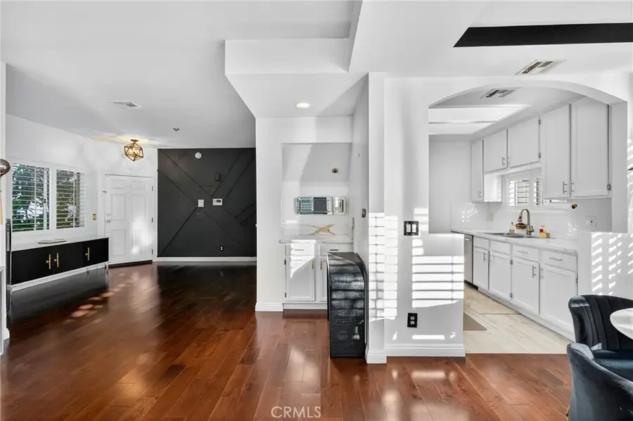 7236 Amigo #113, Reseda, CA 91335 - Image #2