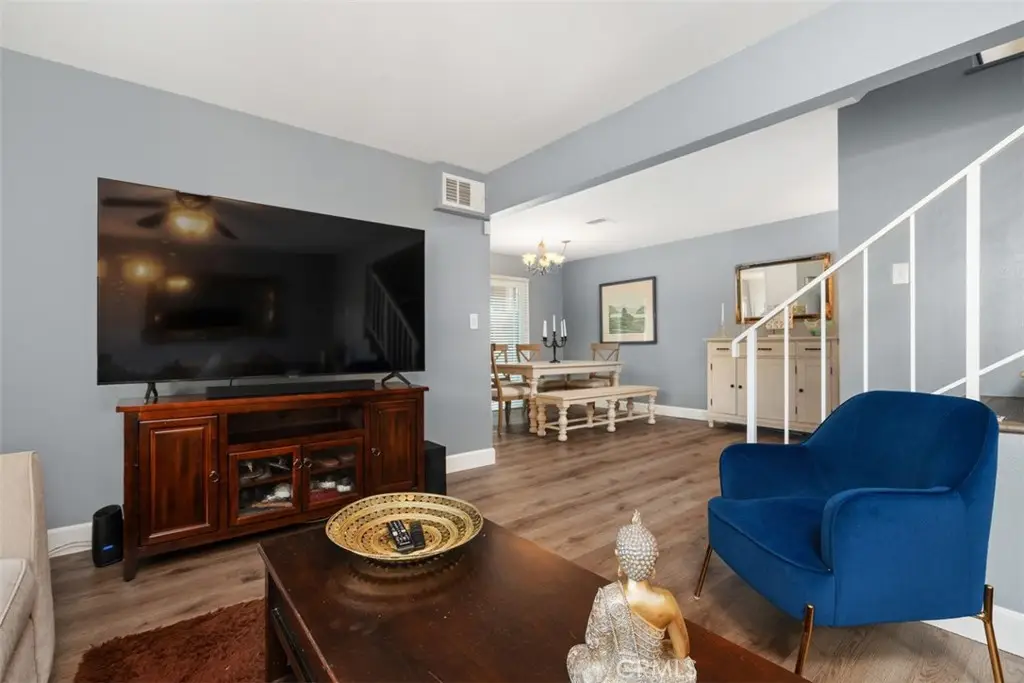 7320 Lennox #F7, Van Nuys, CA 91405 - Image #1