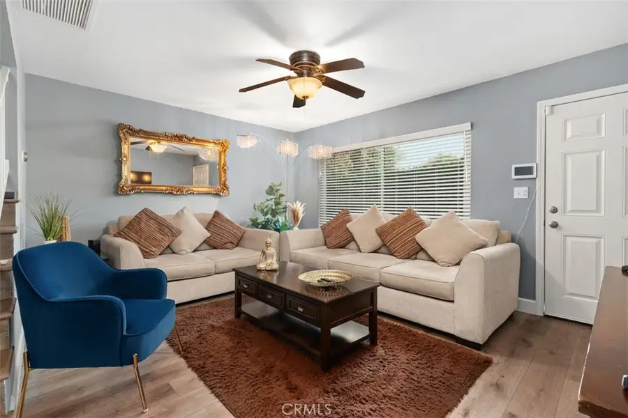 7320 Lennox #F7, Van Nuys, CA 91405 - Image #2