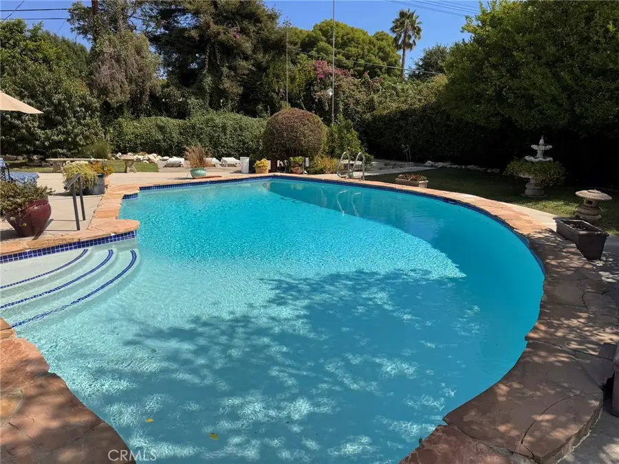 17654 Knapp, Northridge, CA 91325 - Image #2