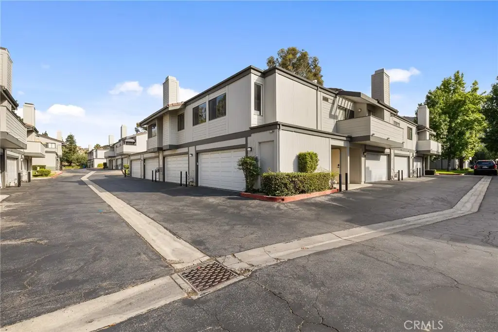 6508 Twin Circle Lane #1, Simi Valley, CA 93063 - Image #1