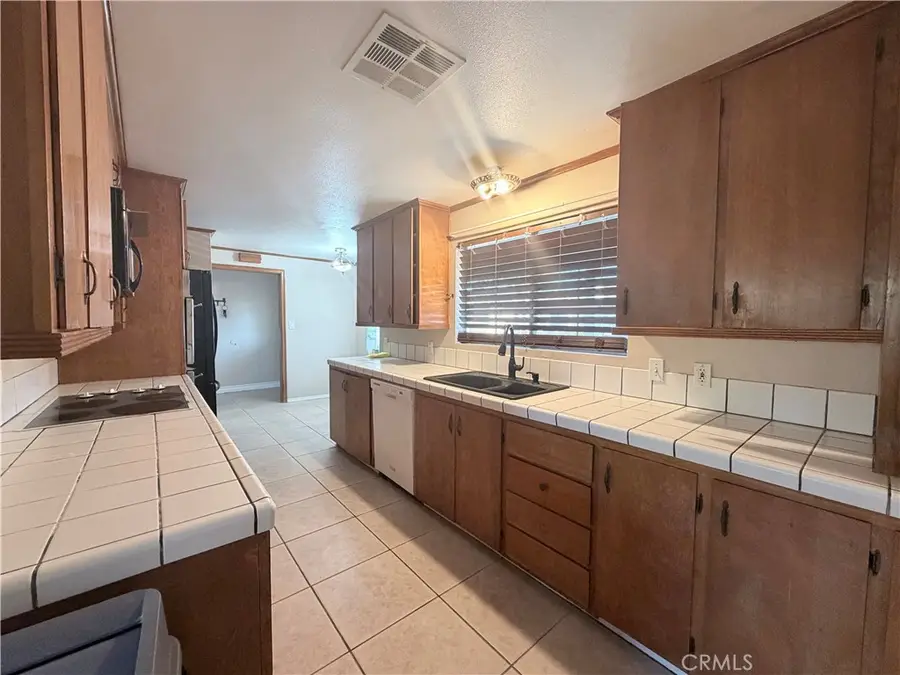 13303 E Avenue W6, Pearblossom, CA 93553 - Image #3