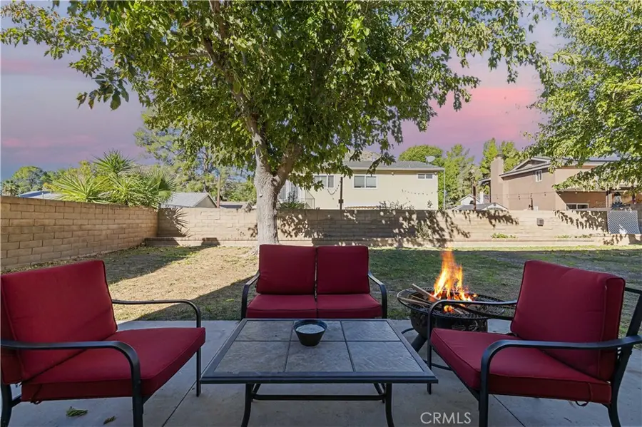 28975 Lotusgarden, Canyon Country, CA 91387 - Image #3