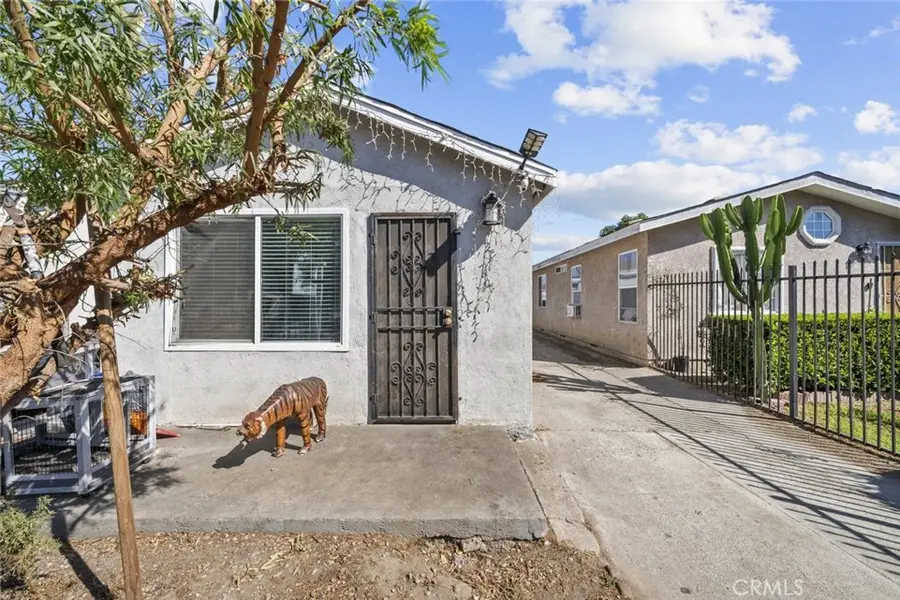 10618 Grape St, Los Angeles, CA 90002 - Image #2
