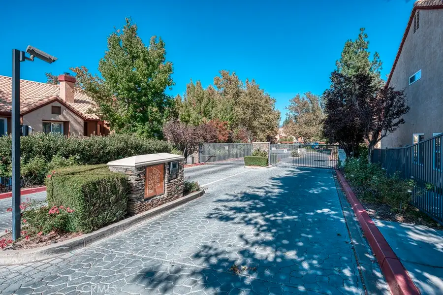 28114 Seco Canyon #156, Saugus, CA 91390 - #3