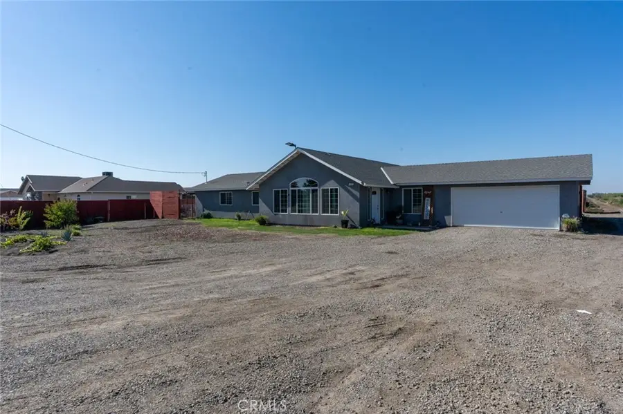 17225 Custer, Dos Palos, CA 93620 - Image #3