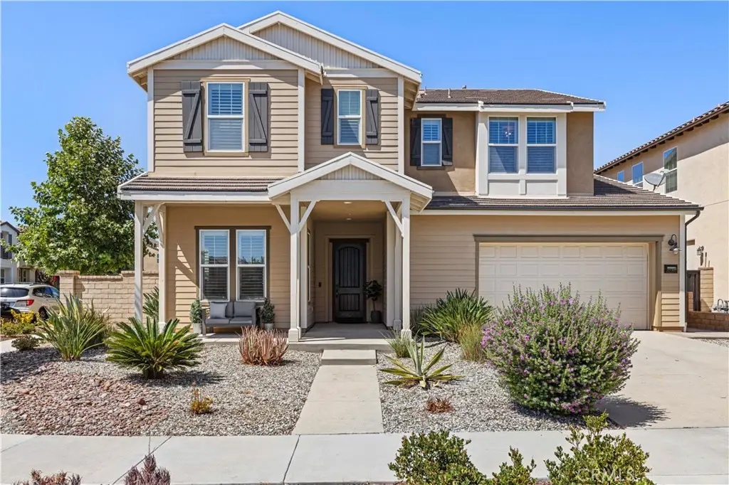 20825 Red Sky Ct, Saugus, CA 91350 - Image #1
