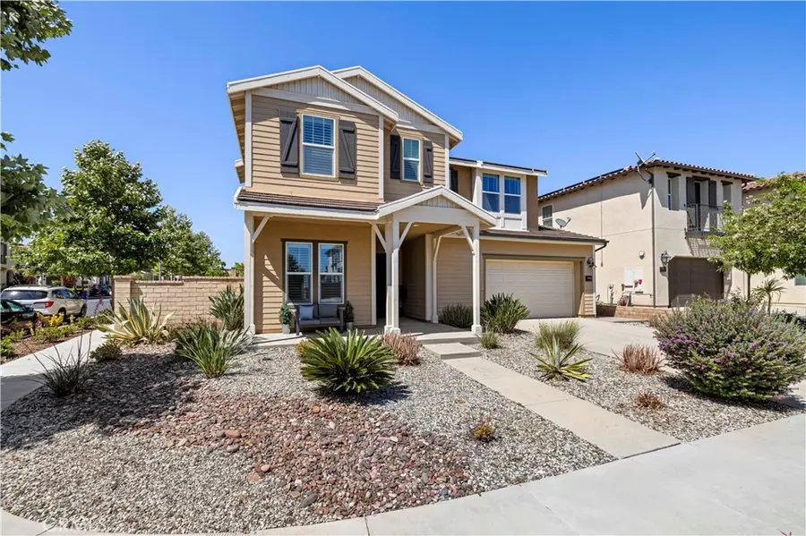 20825 Red Sky Ct, Saugus, CA 91350 - Image #2