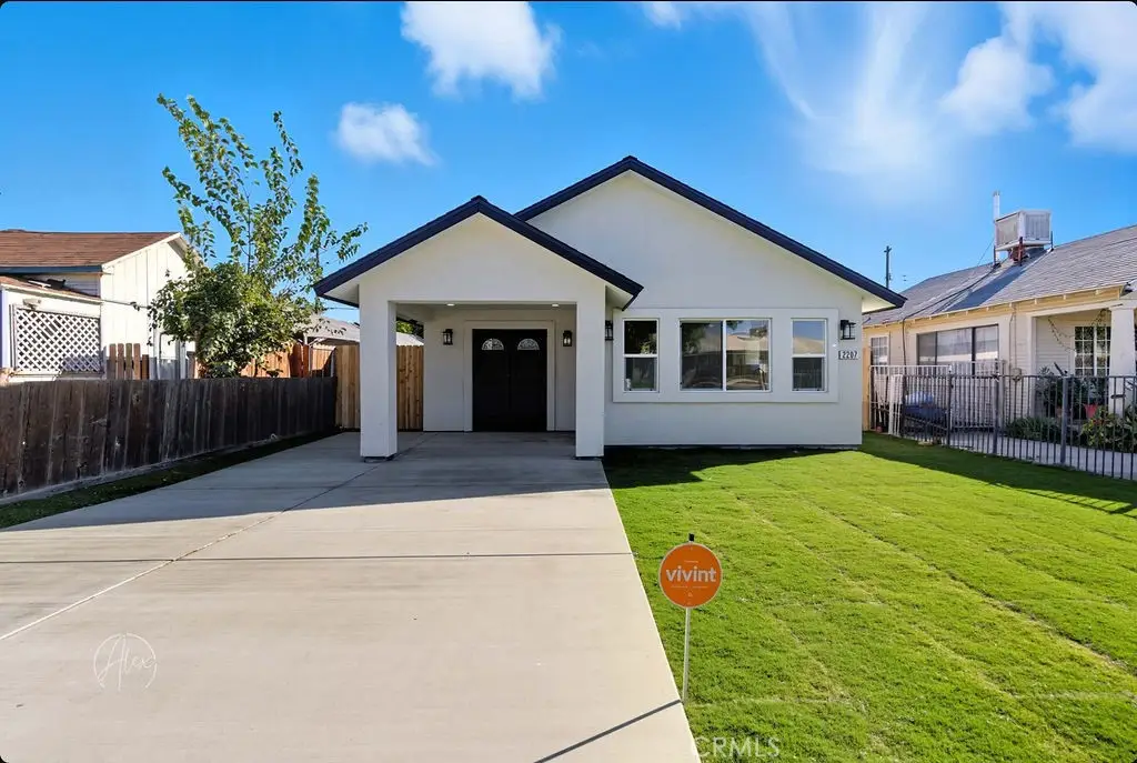 2207 Verde Street, Bakersfield, CA 93304 - Image #1